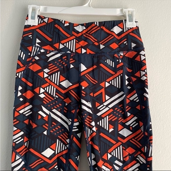 Sweaty Betty The Power pattern orange and teal 7/8 lux leggings - Picture 3 of 10